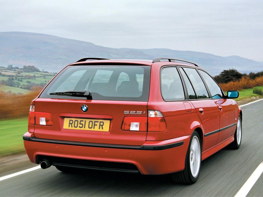  BMW 525i Touring M Sport Package 2002 года  (UK) (фото 15 из 25)
